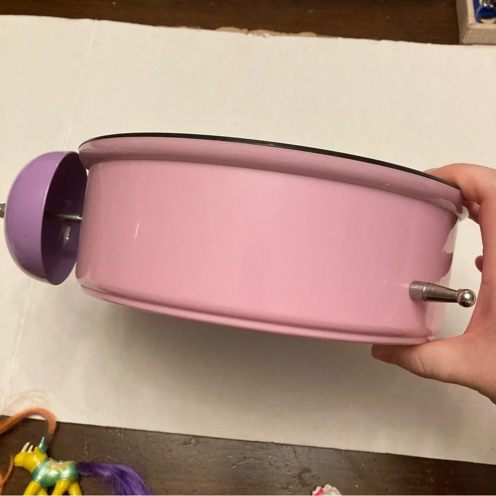Livin Bratz Blazin Hot Battery Operated Pink Purple Oversized Alarm Clock